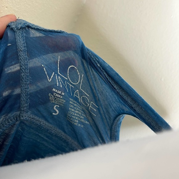 LOL Vintage Graphic Tank Top SMALL Live To Explore V-Neck Burnout Casual Summer - Picture 4 of 4